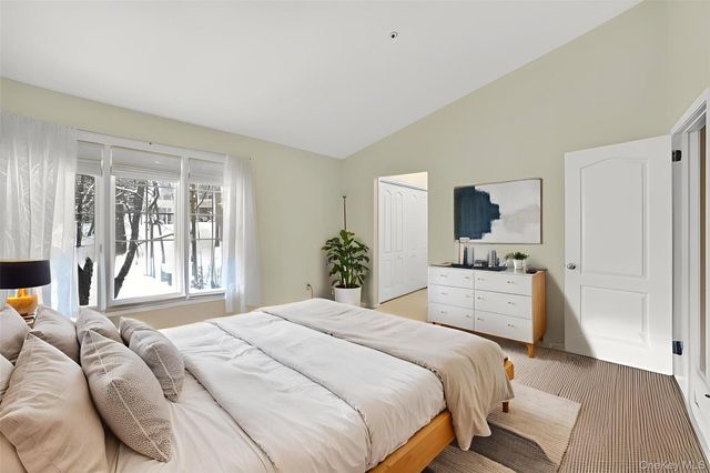 23 Berrybush Lane, Hastings-on-hudson, NY 10706