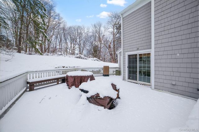 23 Berrybush Lane, Hastings-on-hudson, NY 10706