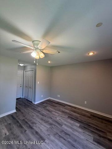 4719 Gibson Road, A, Ocean Springs, MS 39564