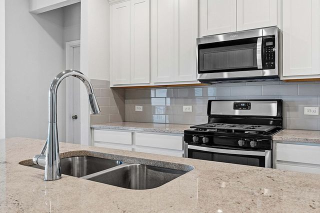3053 Mill Run BND, Round Rock, TX 78665