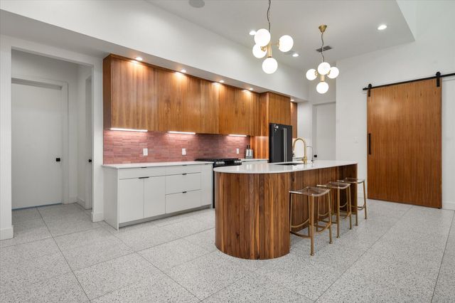 701 N 12th Street, Wolfforth, TX 79382