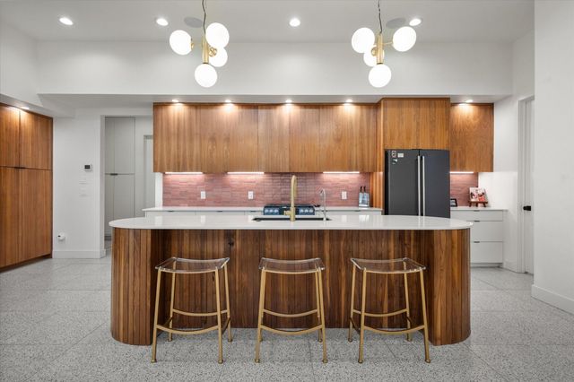 701 N 12th Street, Wolfforth, TX 79382