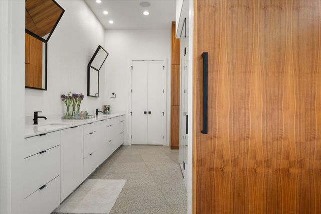 701 N 12th Street, Wolfforth, TX 79382