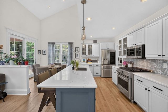 28 Barnswallow, Plymouth, MA 02360