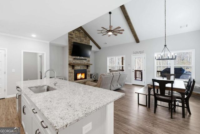 105 Franklin Elm Court, Waleska, GA 30183