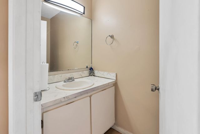 5023 E Society Pl Place E E, West Palm Beach, FL 33415