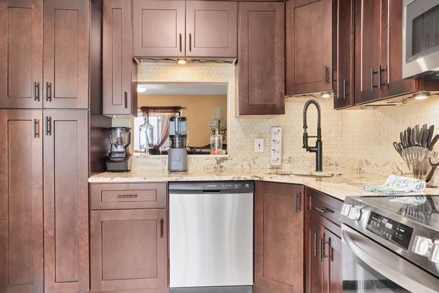 5023 E Society Pl Place E E, West Palm Beach, FL 33415