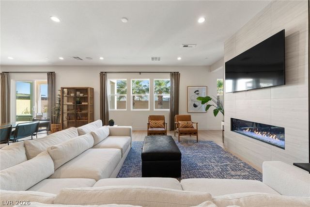 10125 Sequoia Glen Avenue, Las Vegas, NV 89166