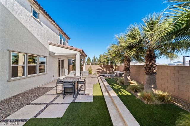 10125 Sequoia Glen Avenue, Las Vegas, NV 89166
