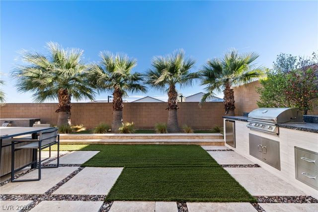 10125 Sequoia Glen Avenue, Las Vegas, NV 89166