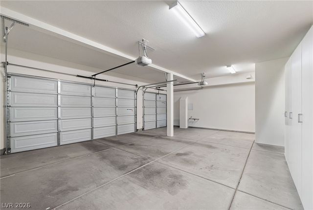10125 Sequoia Glen Avenue, Las Vegas, NV 89166