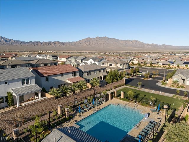 10125 Sequoia Glen Avenue, Las Vegas, NV 89166