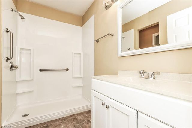 400 Amberly Drive, High Point, NC 27282