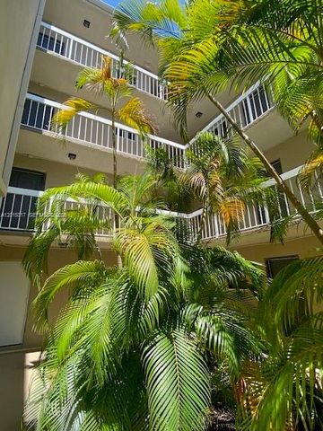 7915 Camino Real N217, Miami, FL 33143