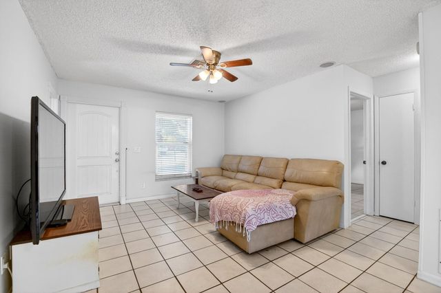 1120 Cameo Circle, West Palm Beach, FL 33417