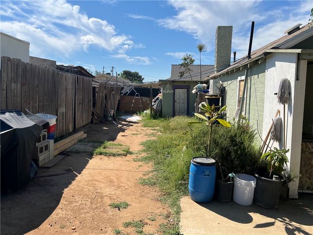 9206 Limonite, Jurupa Valley, CA 92509