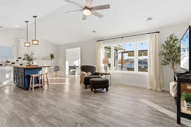 2008 Lakepark Avenue, Alexandria, MN 56308