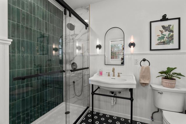 200 Riggs Circle, Marshall, TX 75670