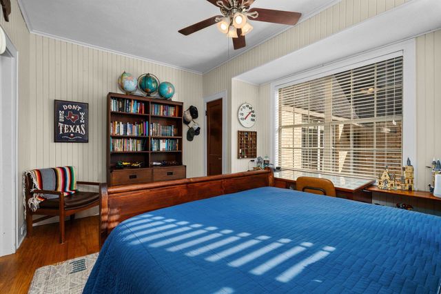 200 Riggs Circle, Marshall, TX 75670