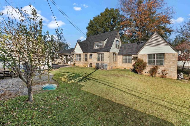 200 Riggs Circle, Marshall, TX 75670