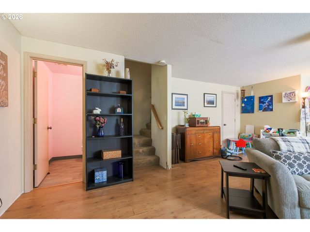 1125 W 35TH Way, Vancouver, WA 98660