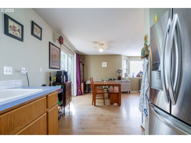 1125 W 35TH Way, Vancouver, WA 98660