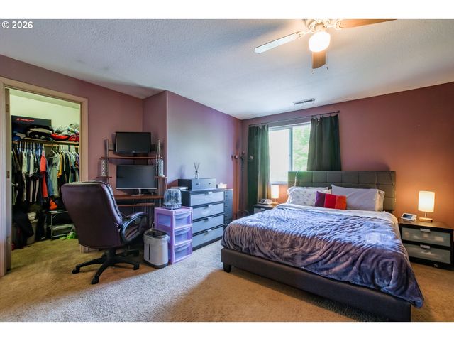 1125 W 35TH Way, Vancouver, WA 98660