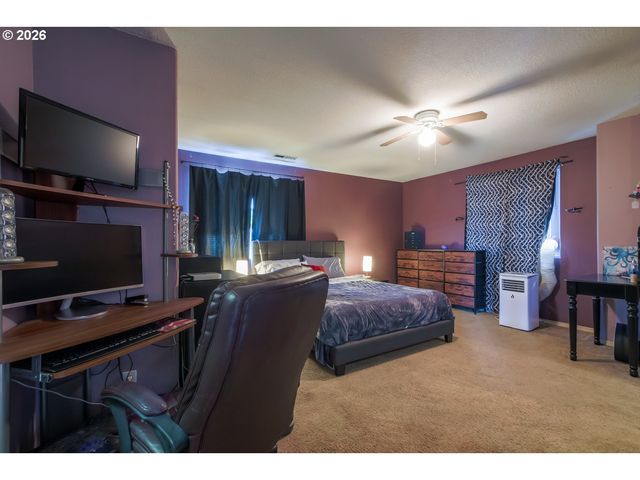 1125 W 35TH Way, Vancouver, WA 98660