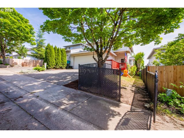 1125 W 35TH Way, Vancouver, WA 98660