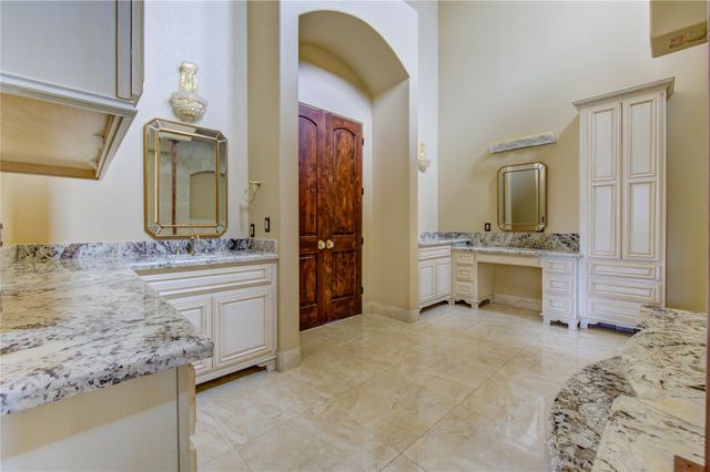 903 Chenango Drive, Angleton, TX 77515