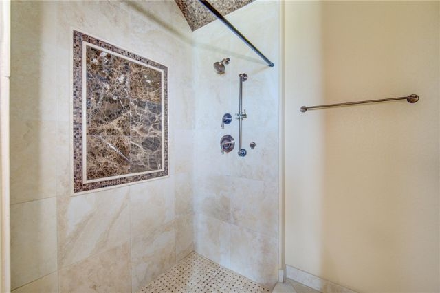903 Chenango Drive, Angleton, TX 77515