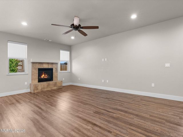 744 E Cottage Loop, Gardnerville, NV 89460