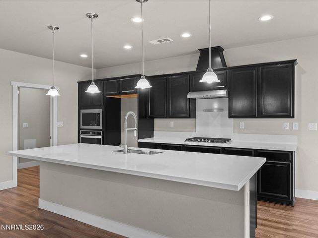 744 E Cottage Loop, Gardnerville, NV 89460