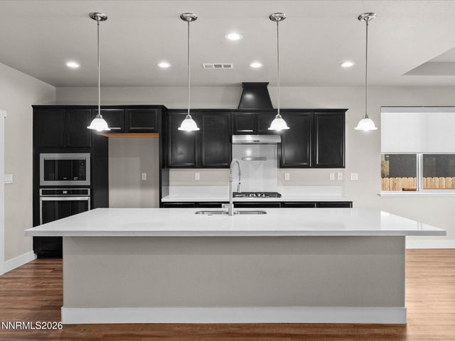 744 E Cottage Loop, Gardnerville, NV 89460