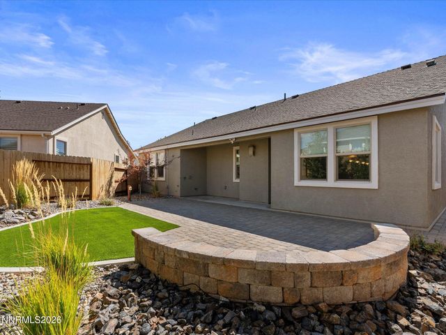 744 E Cottage Loop, Gardnerville, NV 89460