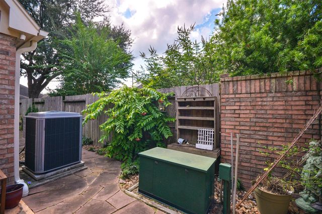 4510 Elmstone Court, Houston, TX 77345