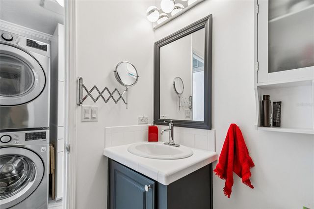 5800 29TH WAY N 23, St Petersburg, FL 33714