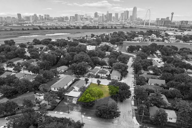 3305 Brantley Street, Dallas, TX 75212