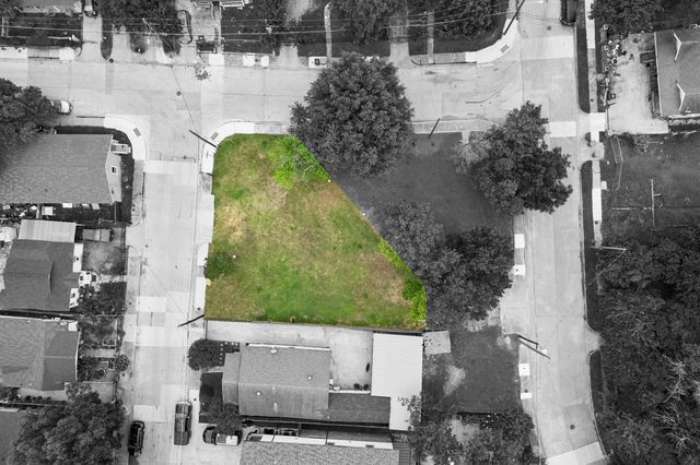 3305 Brantley Street, Dallas, TX 75212