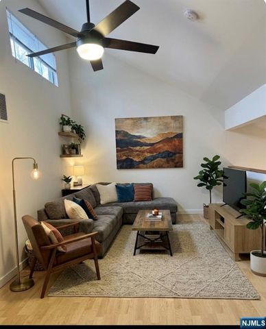 77 Liberty Street 26, Little Ferry, NJ 07643