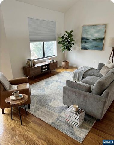 77 Liberty Street 26, Little Ferry, NJ 07643