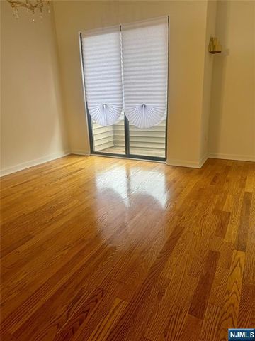 77 Liberty Street 26, Little Ferry, NJ 07643