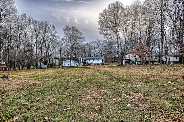 392 Longs Road, Unity Twp, PA 15650