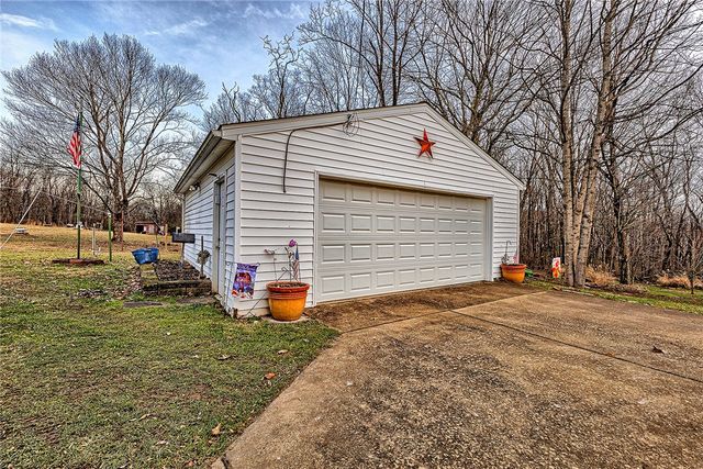 392 Longs Road, Unity Twp, PA 15650
