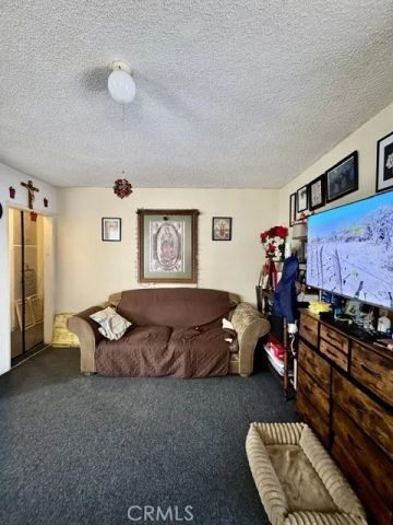 904 E Stockton, Compton, CA 90221