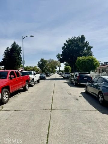 904 E Stockton, Compton, CA 90221