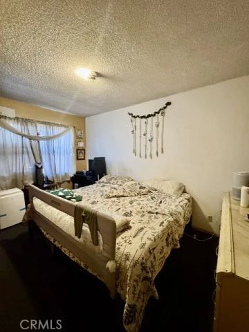 904 E Stockton, Compton, CA 90221