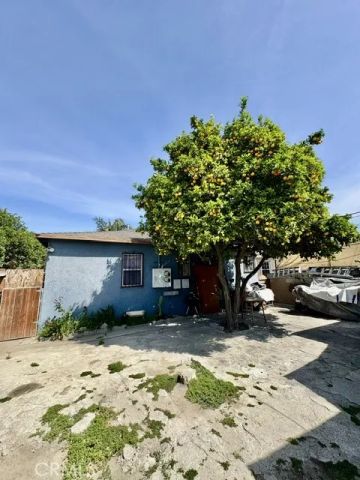 904 E Stockton, Compton, CA 90221