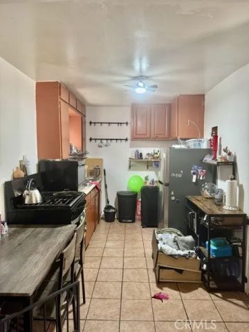 904 E Stockton, Compton, CA 90221