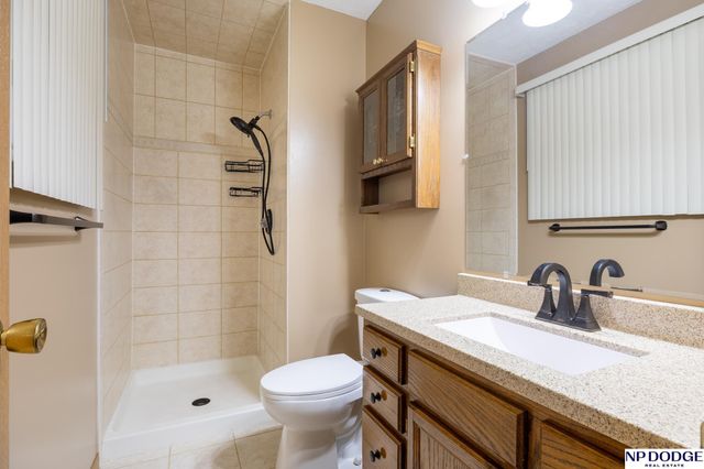 816 W Godfrey Drive, Lincoln, NE 68521